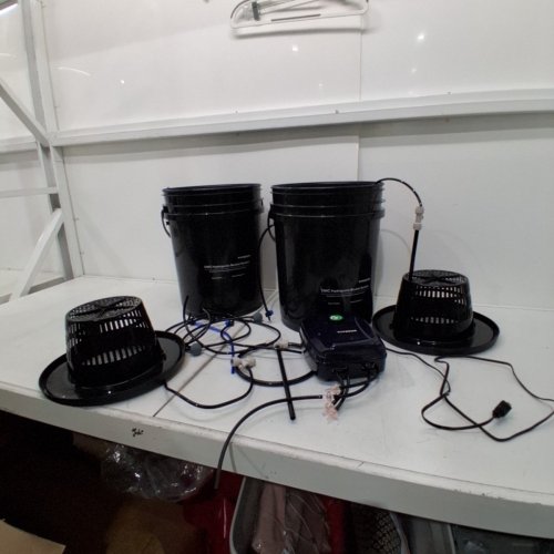 2PC VIVOSUN DWC HYDROPONICS GROW BUCKET SYSTEM - 5GAL - BLACK (MODEL: DWC-0004) image 3