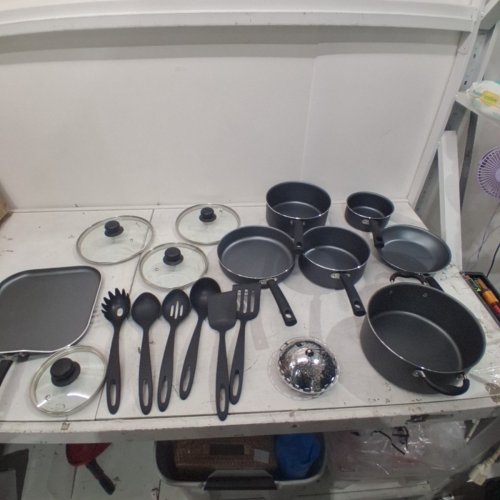 18PC TRAMONTINA PRIMAWARE ALUMINUM NONSTICK COOKWARE SET – BLACK/GREY- (MODEL: 80119/545) image 2