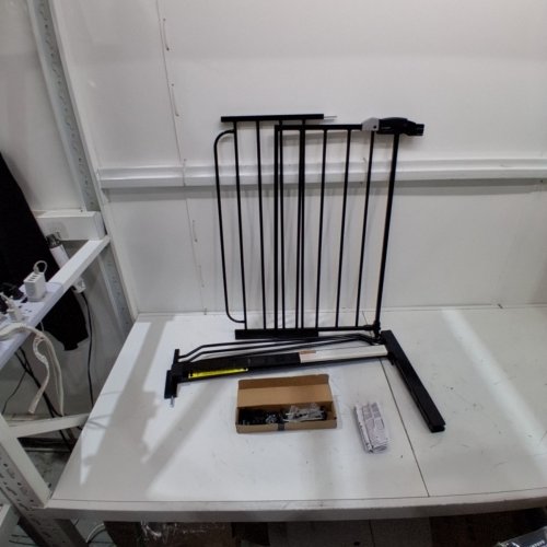 REGALO EASY STEP EXTRA WIDE SAFETY GATE - 29-49"X 30" - BLACK (MODEL:1164 EB DS) image 2