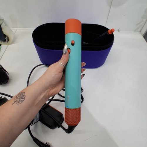 6PC DYSON AIRWRAP I.D MULTI STYLER AND HAIR DRYER WITH BLUETOOTH -CERAMIC PATINA/TOPAZ ( MODEL: HS08) image 2