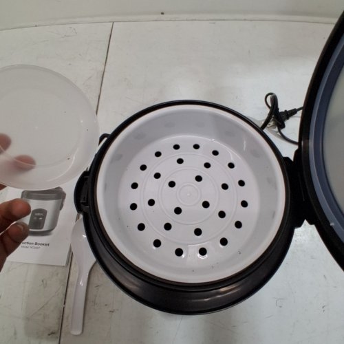 SALTON AUTOMATIC RICE COOKER WITH FOOD STEAMING BASKET - 8CUP - STAINLESS (MODEL: RC2027) image 4