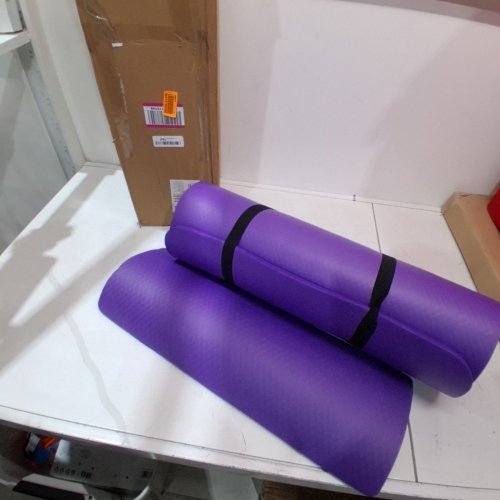 CAP BARBELL HIGH DENSITY EXERCISE YOGA MAT WITH STRAP AND KNEE PAD - 1/2" X 24" X 71" - PURPLE - (MODEL: MTIS-6523-12PL) image 2