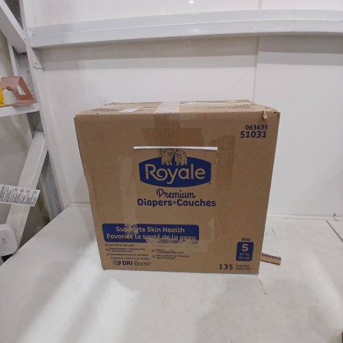 135PK ROYALE PREMIUM DISPOSABLE DIAPERS - SIZE 5 image 3