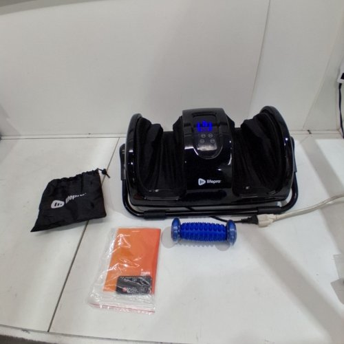 LIFEPRO SHIATSU KNEADING AND ROLLING MASSAGER WITH REMOTE - BLACK (MODEL: CA-LP-RLXTX-BLK) image 3