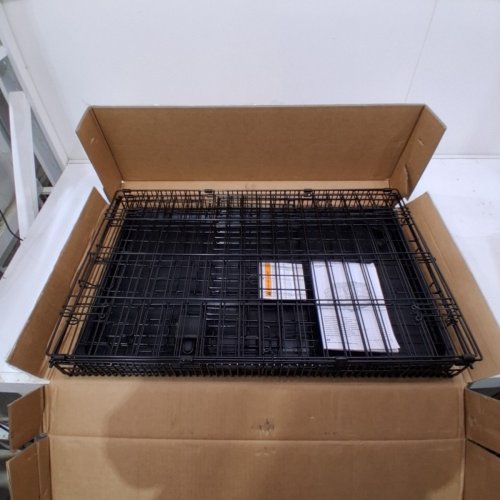 AMAZON BASICS SINGLE DOOR FOLDABLE METAL WIRE DOG CRATE WITH TRAY - 30" X 19" X 21" - BLACK (MODEL: 9001N-30A) image 2