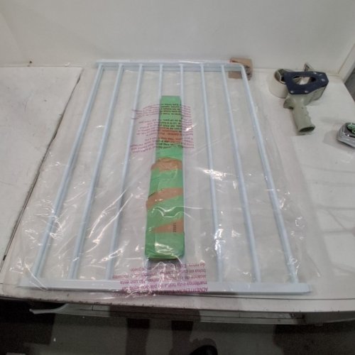 REGALO EXTRA WIDE 2-IN-1 TOP OF STAIRWAY AND HALLWAY SAFETY GATE WITH MOUNTING KIT - WHITE (MODEL: 1250 DS) image 2