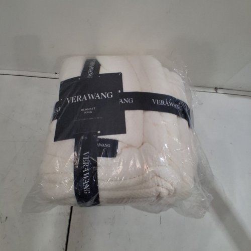 VERAWANG SOFT TEXTURED LUXURY BLANKET - KING - 108" X 90" - IVORY/BEIGE image 3
