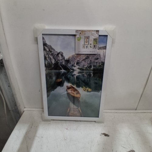 AMERICANFLAT PICTURE FRAME WITH POLISHED PLEXIGLASS - 13" X 19" - WHITE image 2