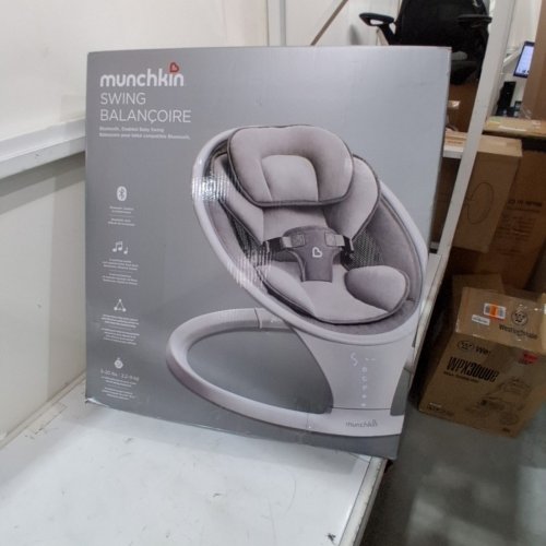 MUNCHKIN LIGHTWEIGHT SMART BLUETOOTH BABY SWING WITH REMOTE - WHITE/GREY (MODEL: HG3-1UF / 34499001) image 5