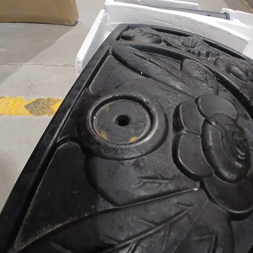 T&JERO HALF ROUND HEAVY DUTY UMBRELLA STAND - 33LBS - BLACK ROSE DESIGN (MODEL: TJYC-SZ021-015HA) image 3