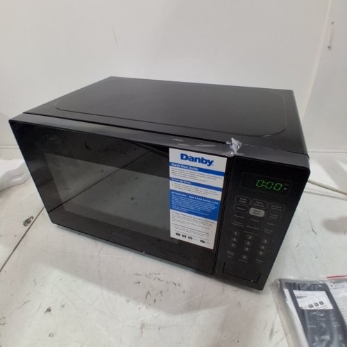 DANBY COUNTERTOP MICROWAVE - 700W - 0.7CU.FT - BLACK (MODEL: DBMW0721BBB) image 2