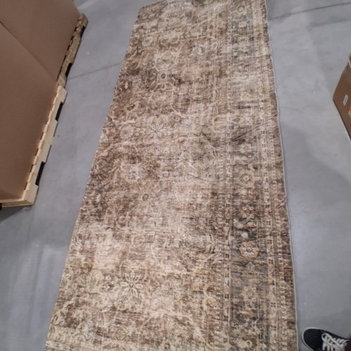 VINTAGE-STYLE AREA RUG - 9FT X 12FT - BROWN image 3