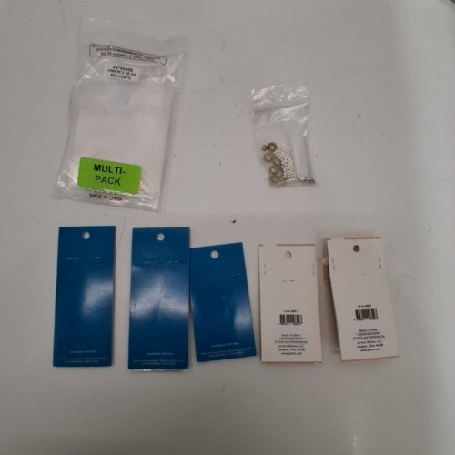 7 ASSORTED JEWELRY MAKING COMPONENTS - BEADS AND PINS image 5