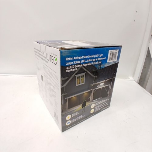 LUTEC MOTION ACTIVATED SOLAR SECURITY LED FLOOD LIGHT - 5000K - 3000LM - WHITE (MODEL: 1937995) image 2