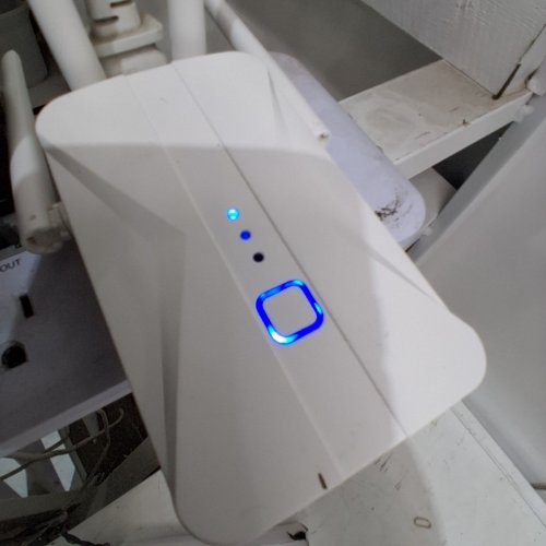 WIRELESS-N WIFI REPEATER WITH 300MBPS RANGE - WHITE image 2