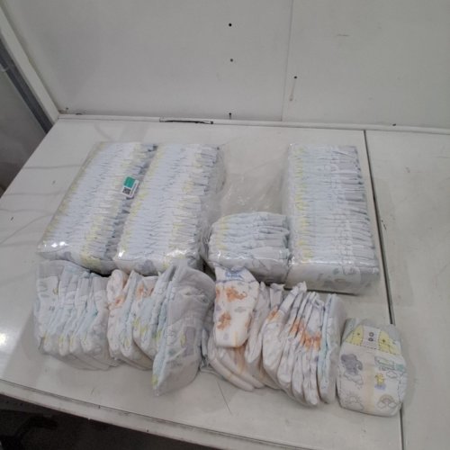 135PK PAMPERS SWADDLERS DISPOSABLE BABY DIAPERS - NEWBORN SIZE image 2