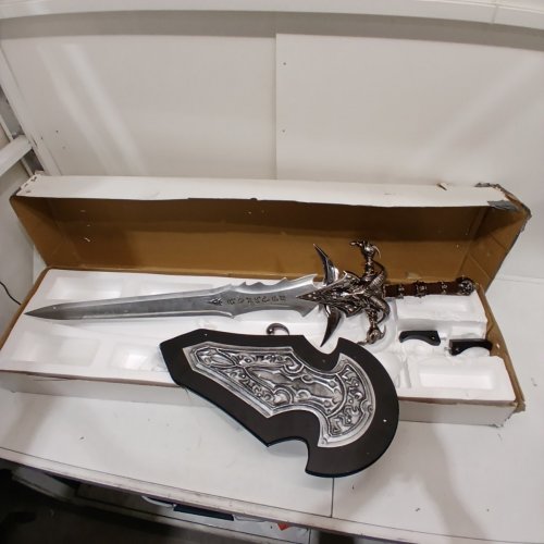 SWORD FORT CARBON STEEL FROSTMOURNE SWORD REAL METAL-GAME COSPLAY PROP REPLICA - 42.5" TOTAL LENGTH - BLACK/SILVER(MODEL: ‎A-FROSTMOURNE SWORD) image 2
