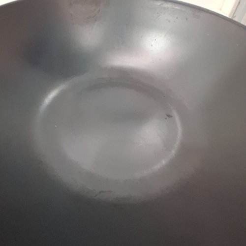 YOSUKATA CARBON STEEL WOK PAN - 12" - BLACK /BROWN image 3