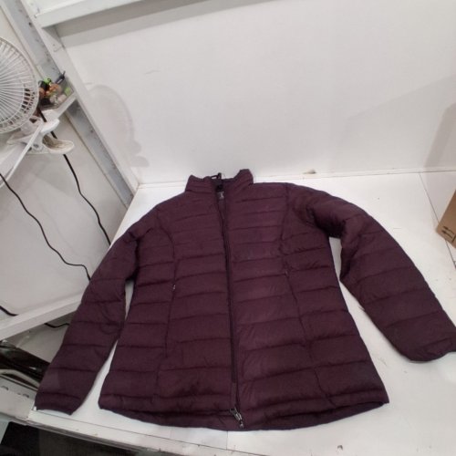 WOMENS AMAZON ESSENTIALS PLUS SIZE LIGHTWEIGHT LONG-SLEEVE FULL-ZIP WATER-RESISTANT PACKABLE PUFFER JACKET - LARGE - BURGUNDY (STYLE: W-S17AE10007) image 2