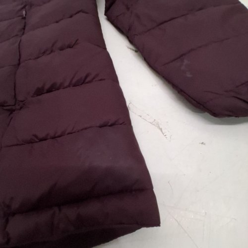 WOMENS AMAZON ESSENTIALS PLUS SIZE LIGHTWEIGHT LONG-SLEEVE FULL-ZIP WATER-RESISTANT PACKABLE PUFFER JACKET - LARGE - BURGUNDY (STYLE: W-S17AE10007) image 3