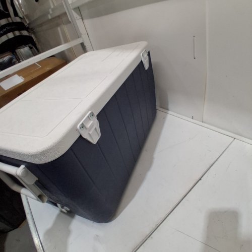 COLEMAN HINGED LID PERFORMANCE COOLER - 48QT - BLUE/WHITE image 4