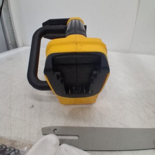 CORDLESS BRUSHLESS ELECTRIC CHAINSAW - COMPATIBLE WITH DEWALT 20V BATTERY - 12" - YELLOW/BLACK image 5