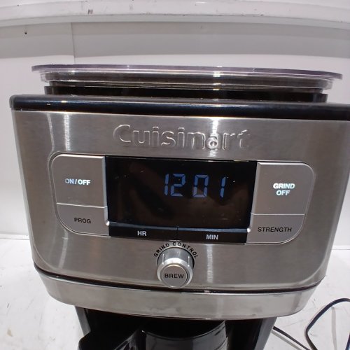 CUISINART PROGRAMMABLE 12-CUP BURR GRIND & BREW COFFEEMAKER - BLACK/SILVER (MODEL: DGB-800C): image 2