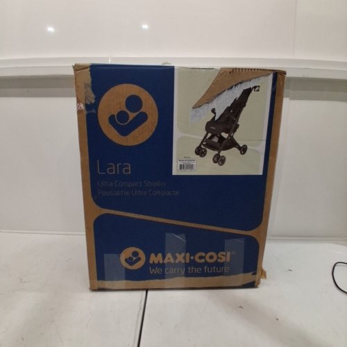MAXI-COSI LARA ULTRA COMPACT FOLDABLE STROLLER - ESSENTIAL BLACK (MODEL: 01323CFNA) image 6