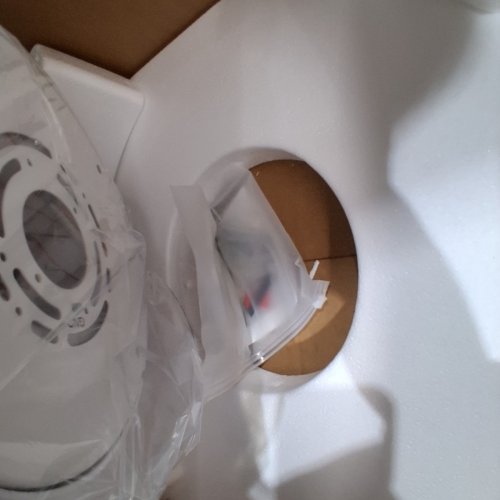 ROUND FLUSH MOUNT CEILING LIGHT FIXTURE - WHITE image 3