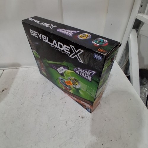 HASBRO BEYBLADE X SNEAK ATTACK BATTLE SET WITH BEYSTADIUM ARENA - GREEN (MODEL: G1940AC01) image 5