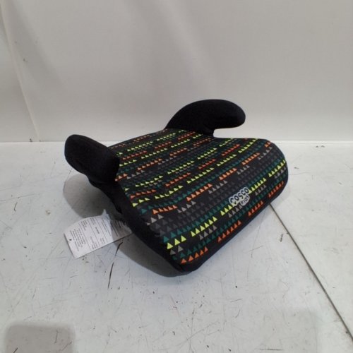 COSCO KIDS TOPSIDE LIGHTWEIGHT BACKLESS BELT-POSITIONING BOOSTER CAR SEAT - 40-100LB MAX - DIAMOND DAZE/BLACK/TRIANGLES (MODEL: 22976C-EJQ) image 3
