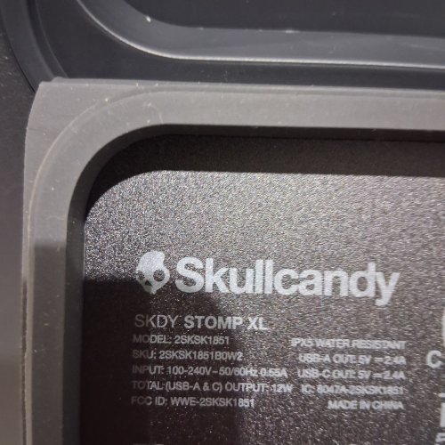 SKULLCANDY STOMP XL WIRELESS BLUETOOTH PARTY SPEAKER - INTEGRATED CARRY HANDLE​, IPX5 WATER RESISTANCE, 12-HOUR BATTERY LIFE - BLACK ORANGE (MODEL:2SKSK1851/4449801) image 3