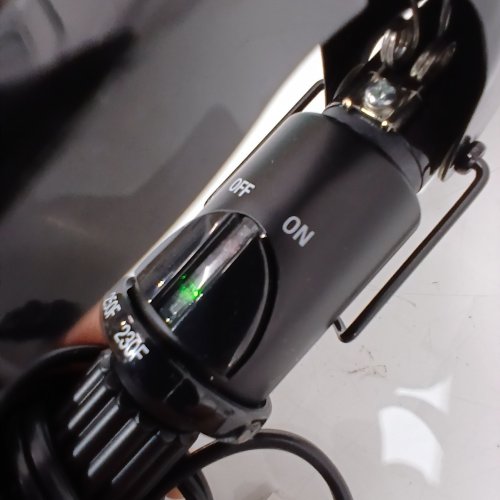 BABYLISS PRO PROFESSIONAL CERAMIC SPRING CURLING IRON - BLACK (MODEL: BABC100XLSC) image 3
