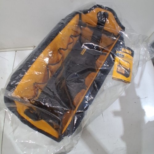 DEWALT PRO TOTE TOOL BAG W/ IP54 WATER RESISTANT COMPARTMENT & 36 POCKETS - 20" - YELLOW/BLACK - (MODEL: DWST560106) image 3