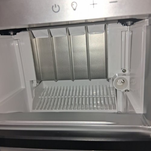 EUHOMY CRESCENT COUNTERTOP ICE MAKER WITH AUTO DEEP CLEANING - 28LBS - BLACK (MODEL: ‎IM022-L) image 7