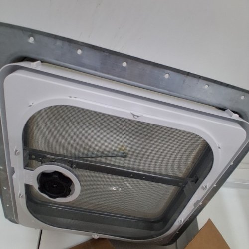 VENTLINE BY DEXTER WHITE VENT WITH POP OUT SCREEN AND GARNISH BOXED (V2092SP-28) 14" image 4