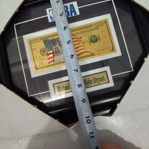 NBA FRAMED MICHAEL JORDAN KOBE BRYANT FOIL GOLD USA $100 BILL - 12" X 10" - BLACK / GOLD image 6