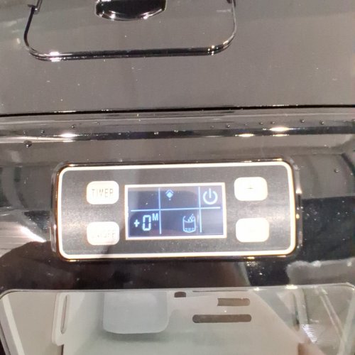 FRIGIDAIRE EXTRA LARGE CLEAR SQUARE ICE MAKER - 2.2L WATER TANK - BLACK (MODEL: EFIC452-SSBLACK) image 3
