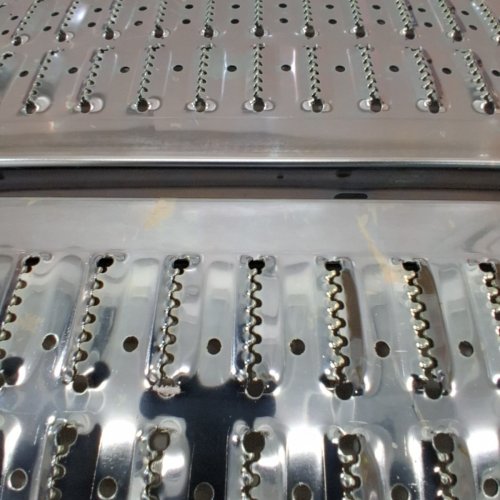 2PK STALWART LOADING RAMPS - 35.5" RAMPS FOR ATVS, MOTORCYCLES, MOWERS, CARTS, AND MORE - 1200LB COMBINED CAPACITY (MODEL: 75-CAR1066) image 4