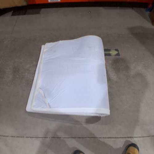 YUGYVOB 7-ZONE FOAM MATTRESS TOPPER WITH COVER - 3" TWIN - BLUE/WHITE image 6