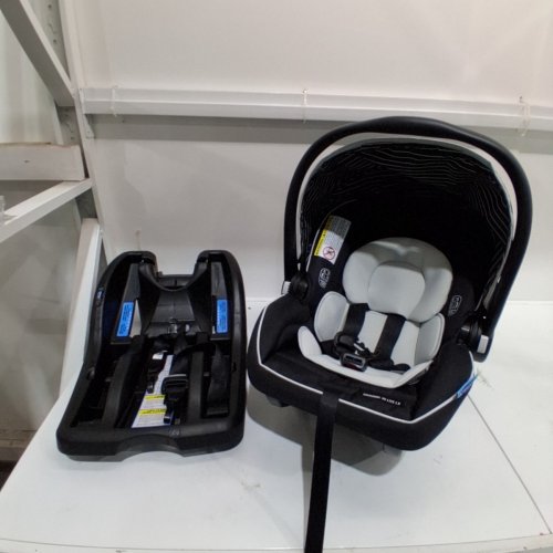 GRACO SNUGRIDE 35 LITE LX INFANT CAR SEAT - MAX WEIGHT 34LBS - BLACK/GREY (MODEL: 2119658) image 3