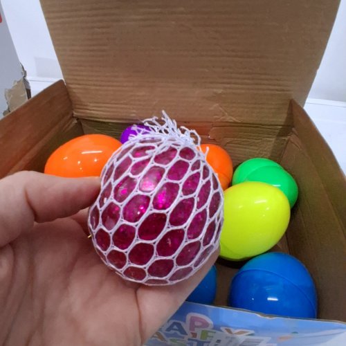 12PK ALUNVE PREFILLED EASTER EGGS WITH SQUISHY - MULTICOLOR image 3