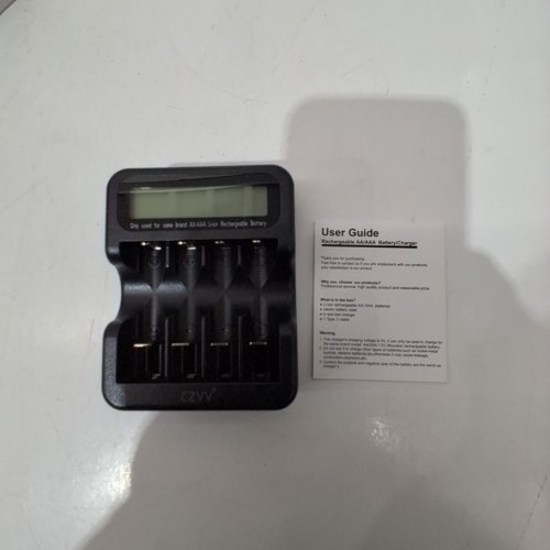 CZVV BATTERY CHARGER FOR AA AND AAA BATTERIES WITH DIGITAL DISPLAY AND 4 SLOTS - 1.5V - BLACK (MODEL: Q032) image 3