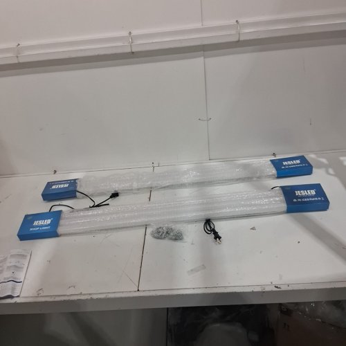 2 JESLED LED UTILITY SHOP LIGHTS - 100-277 V; 30W/40W/50W; 4000 K/5000 K/6500 K - 4FT - (MODEL: SWT0045B4L20RA5) image 4