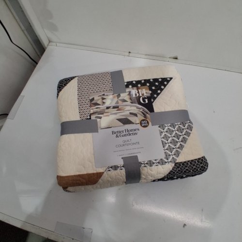 BETTER HOMES & GARDENS STARBURST PATCHWORK COTTON QUILT - FULL/QUEEN - BLACK/ CREAM/ BROWN/ GREY image 2