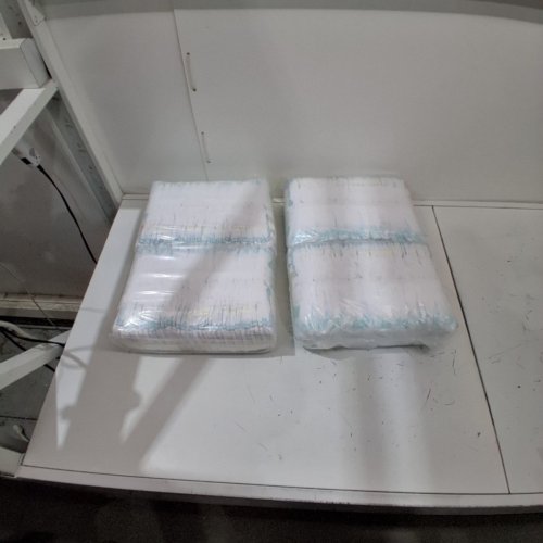 144PK PAMPERS CRUISERS 360° WITH STRETCHY WAISTBAND - SIZE 4 image 2