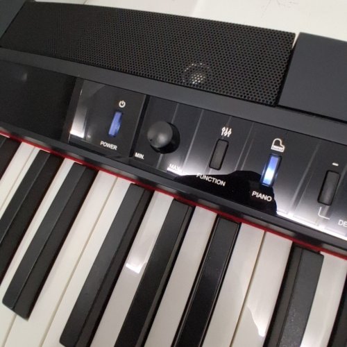 STRICH 88 KEY FULL SIZE DIGITAL PIANO WITH WEIGHTED KEYS, SUSTAIN PEDAL, AND BLUETOOTH CONNECTIVITY - 52" X 12" - BLACK - (MODEL: SDP-P7) image 2