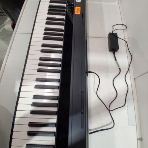 STRICH 88 KEY FULL SIZE DIGITAL PIANO WITH WEIGHTED KEYS, SUSTAIN PEDAL, AND BLUETOOTH CONNECTIVITY - 52" X 12" - BLACK - (MODEL: SDP-P7) image 4