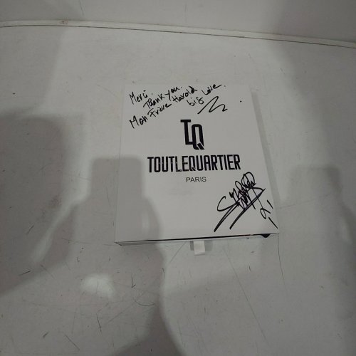 TOUTLEQUARTIER CAMEROON JERSEY WITH ARTIST SIGNED BOX - 2XL - BLACK image 8