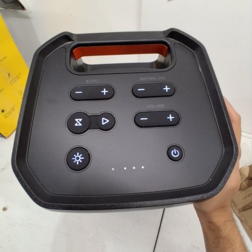 W-KING WATERPROOF PORTABLE BLUETOOTH LOUD SPEAKER WITH DEEP BASS - BLACK (MODEL: T11) image 2